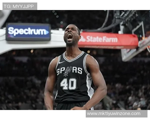 马刺队12月战绩辉煌以11胜3负荣膺NBA最佳表现